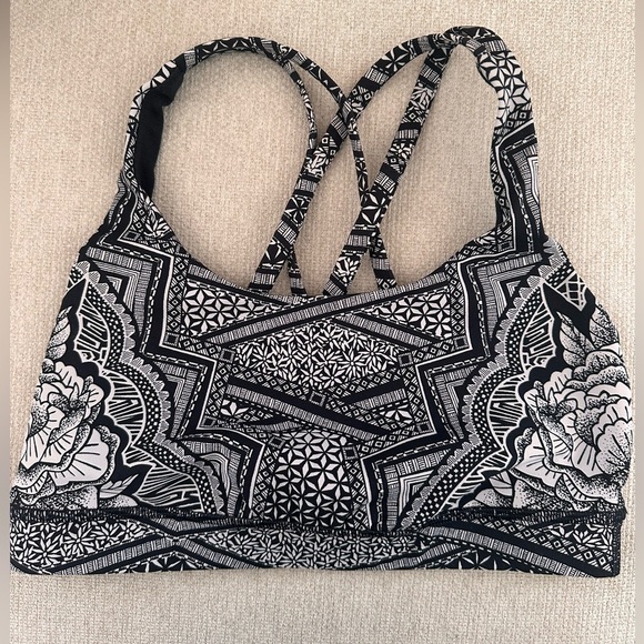 Lululemon Energy Sports Bra Geometric Black/White Size 4 - Picture 2 of 7
